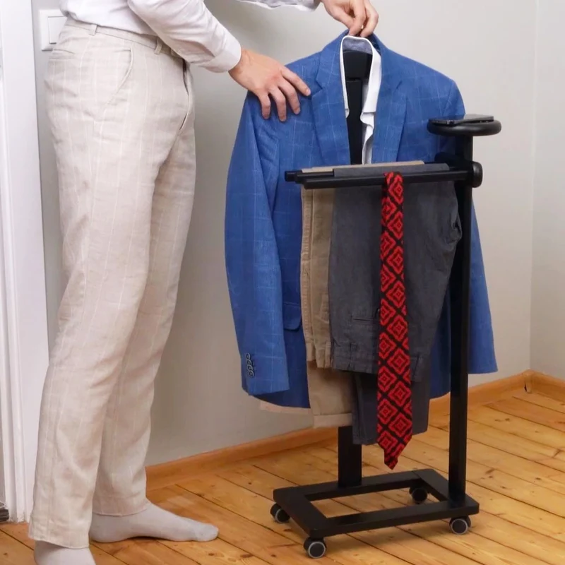 ARIT ANTIMO - Valet de Chambre, Valet de Nuit, Valet de Chambre Bois, Composé d'un cintre, de 3 porte-pantalons et d'une tablette de rangement, Noir