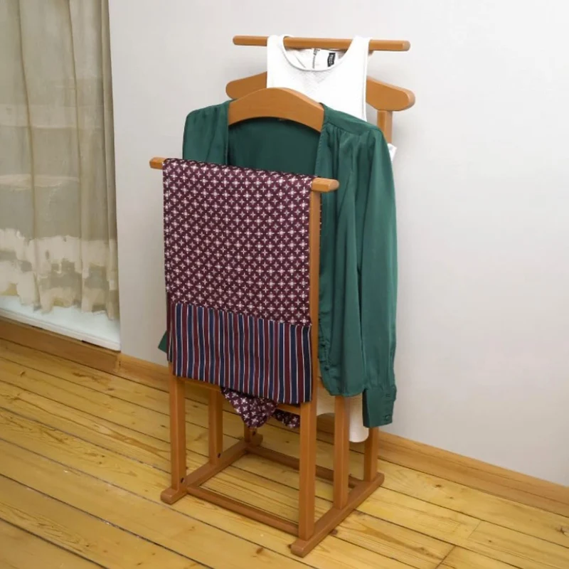 Tatkraft Duke - Valet de Chambre, Fabriqué en Italie, Valet de Chambre Bois, 2 cintres et de 2 barres, 43x35x102 cm, Chevalet vetement, Merisier