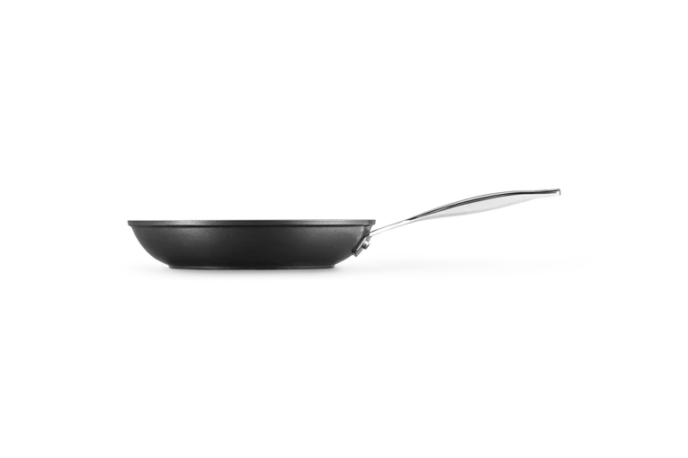 Padella bassa in alluminio antiaderente 22 cm