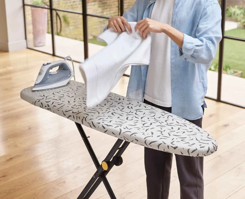 Asse da stiro Glide Plus - 130 cm / con copertura avanzata