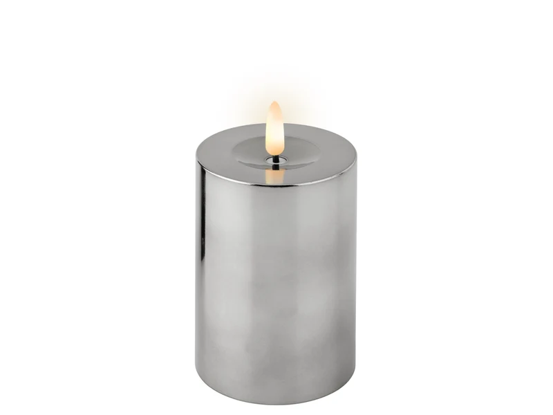 Candela con stoppino e led d.7x12,5cm a batteria argento