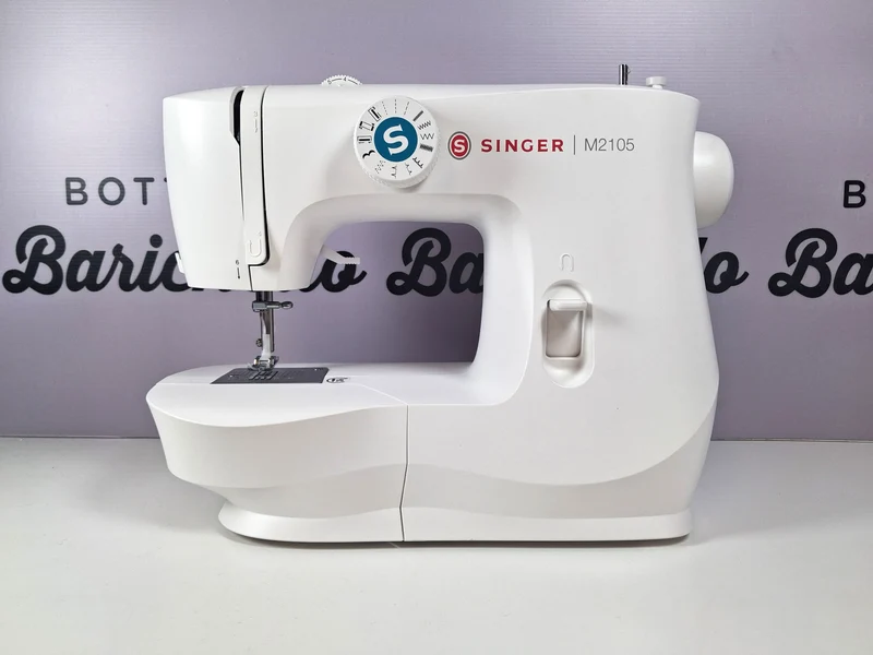 Singer M2105
