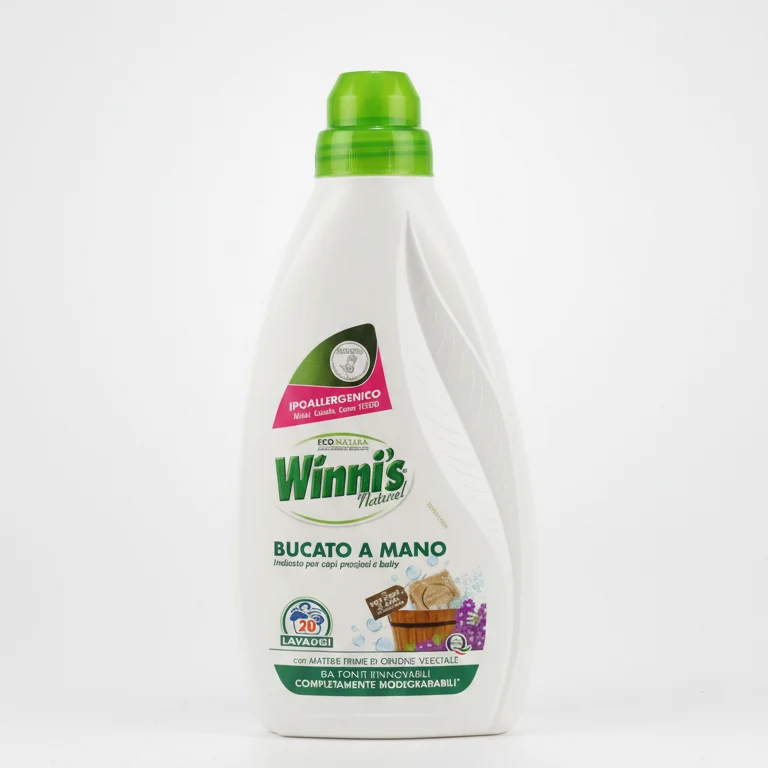 Winni’s | Detersivo Bucato a Mano | Aleppo & Verbena | 750 ml | Formula Naturale & Ipoallergenica | Rispetta la Pelle e l'Ambiente | Con Materie Prime di Origine Vegetale