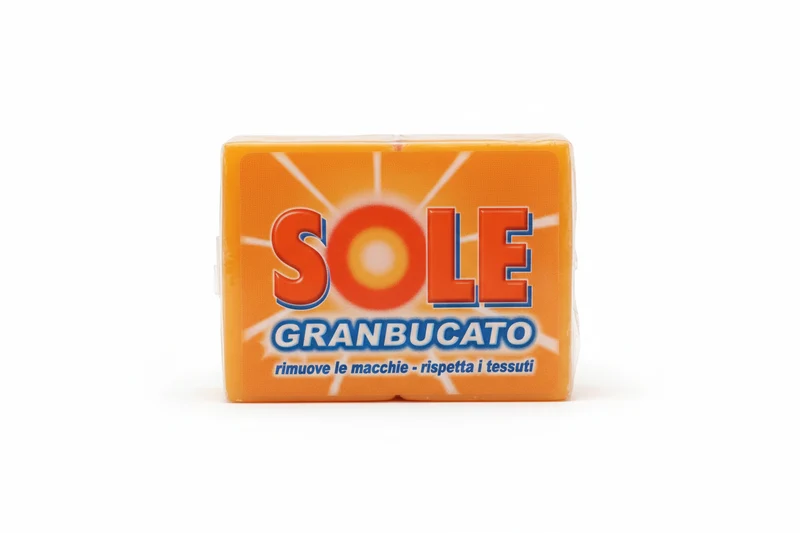 Sole | Sapone per Bucato Classico a Mano | Formato Convenienza 2 Panetti da 250g | Ideale per Macchie Ostinate | Delicato sui Tessuti | Dermatologicamente Testato
